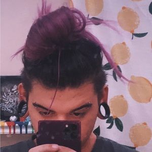 Meet your Posher, Jonathan